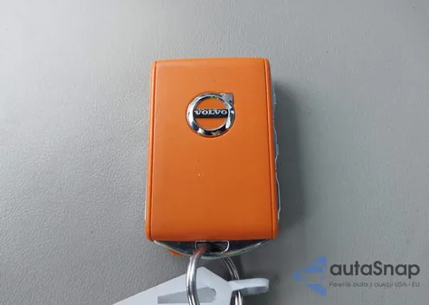 2024 Volvo Xc60 B5 Plus Dark Theme из США, поврежденный, VIN YV4L12RL8R1723523